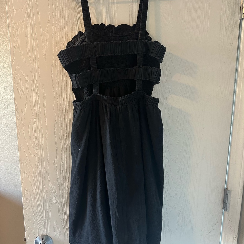 Elegant Black Midi Dress